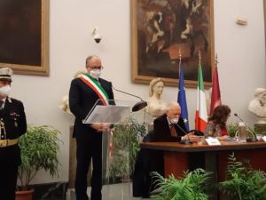 3 - Intervento del Sindaco Roberto Gualtieri . Al tavolo della Presidenza il Prof. G. Stelli e di D. Schurzel -Presidente ANVGD Roma